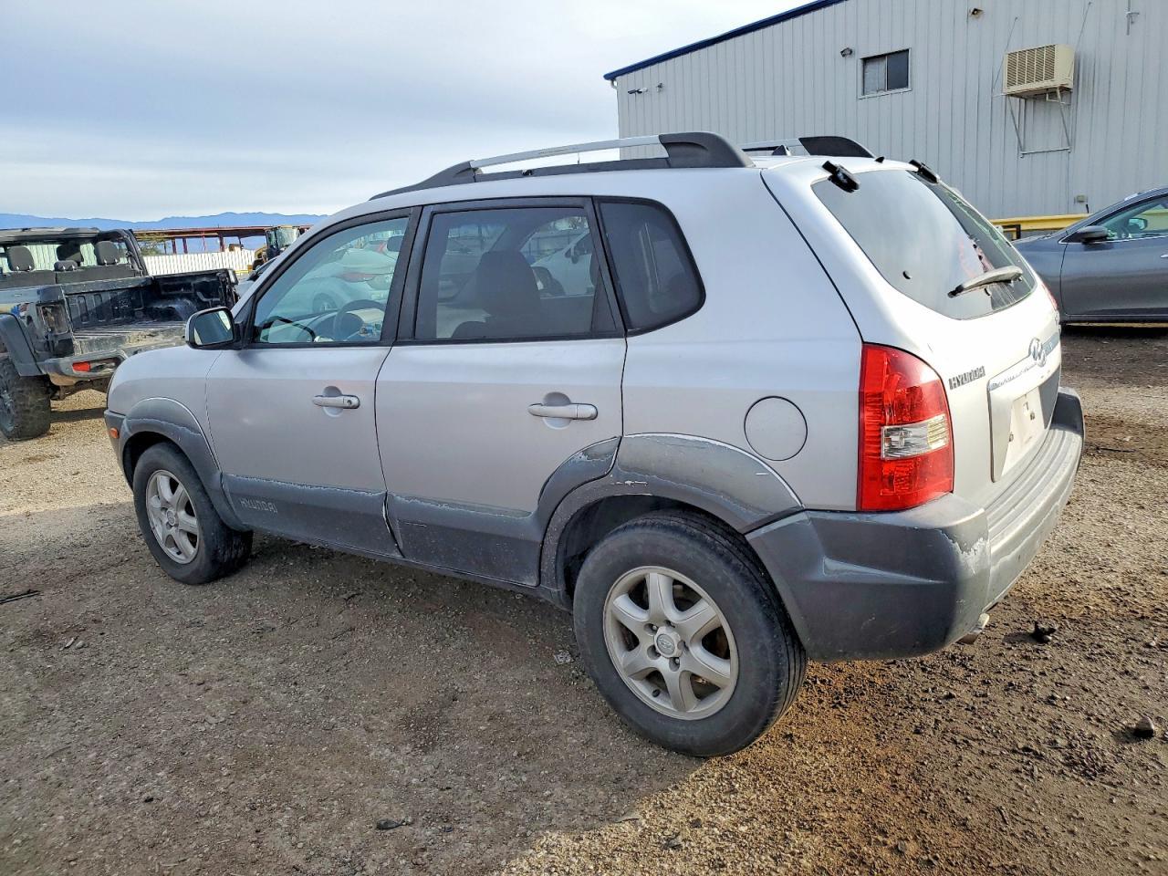 2005 HYUNDAI TUCSON