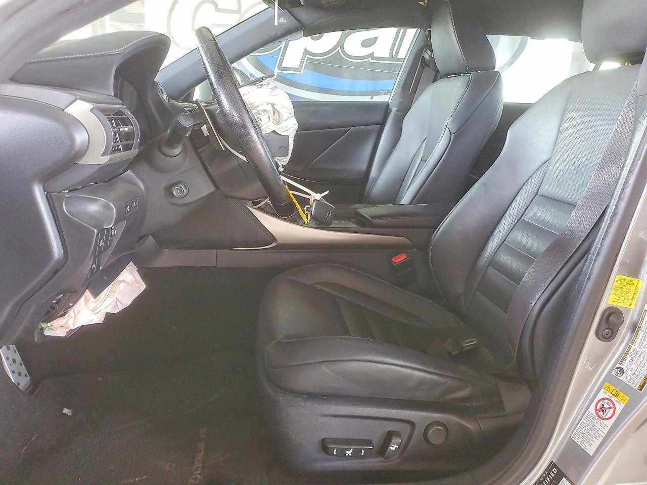 2018 LEXUS IS 300