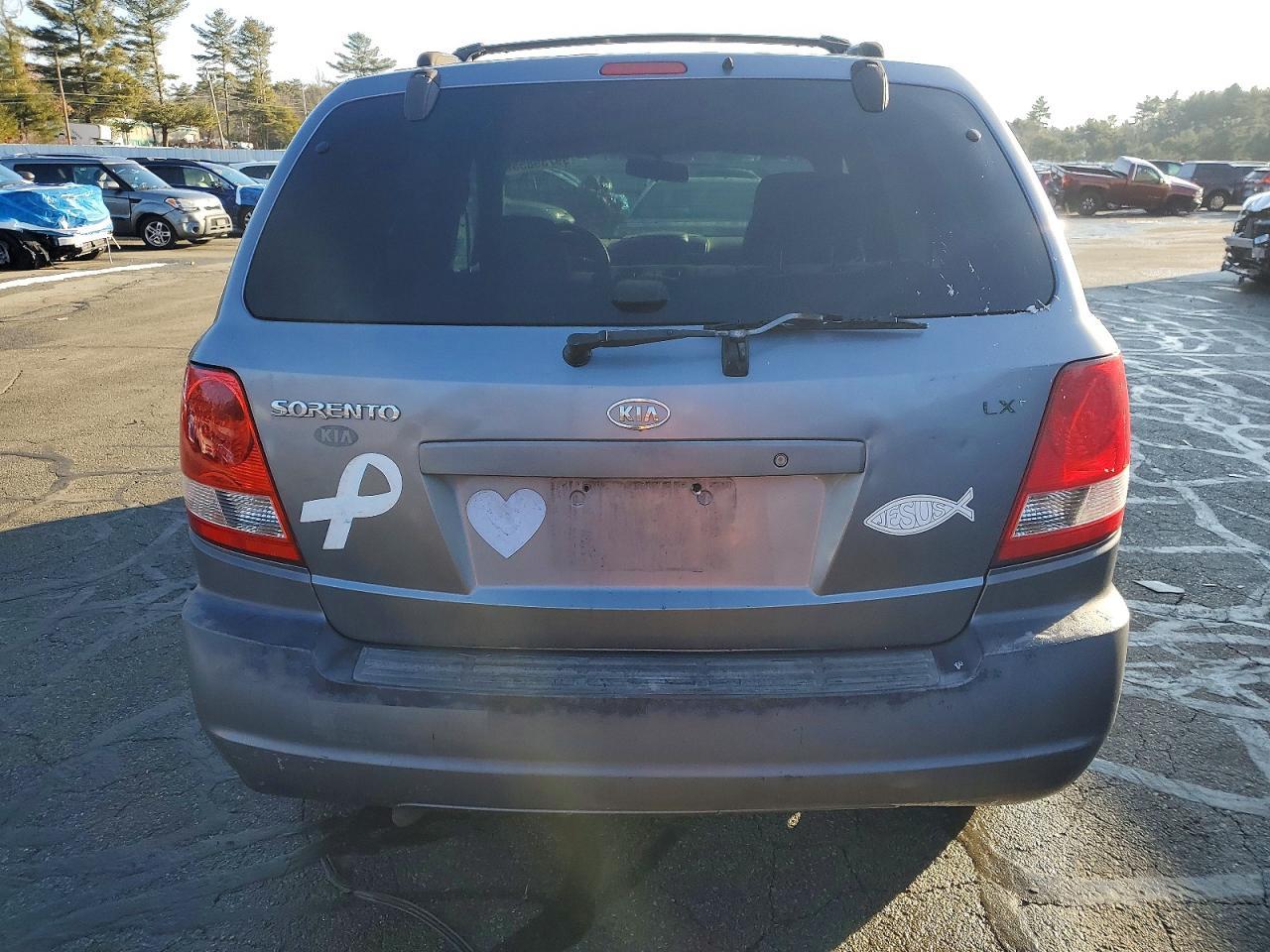 2003 KIA SORENTO