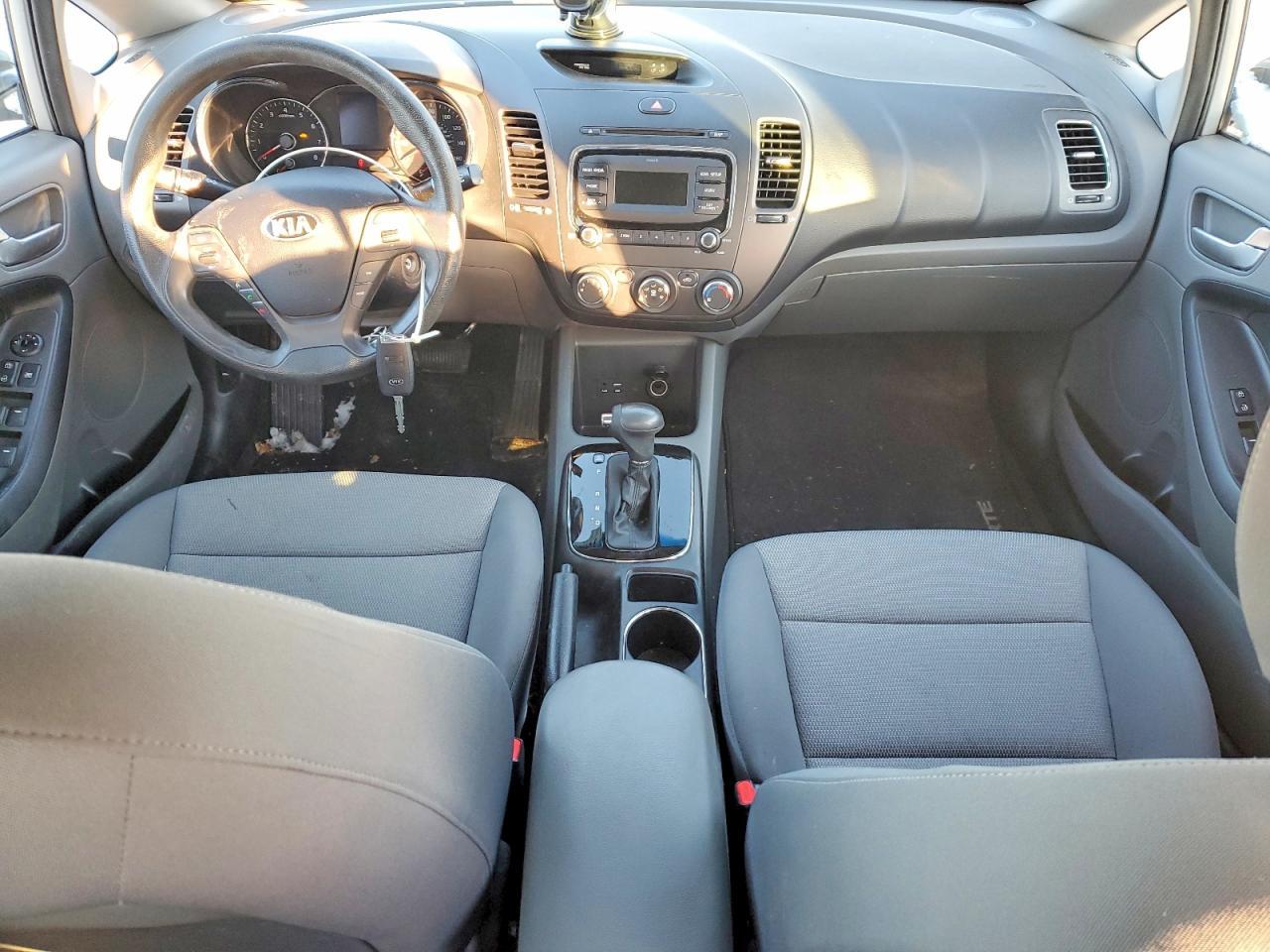 2017 KIA FORTE