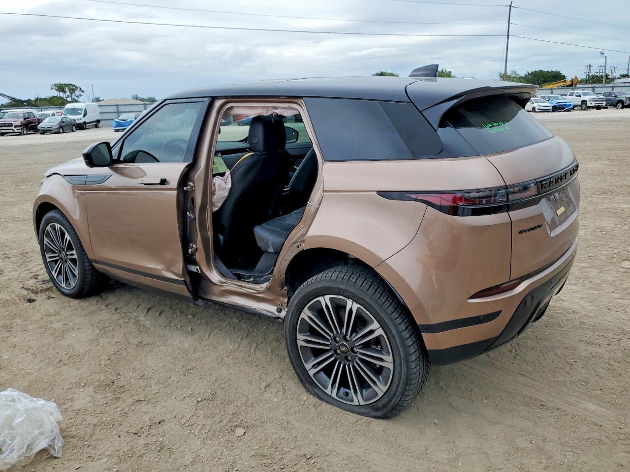 2025 LAND ROVER RANGE ROVER EVOQUE