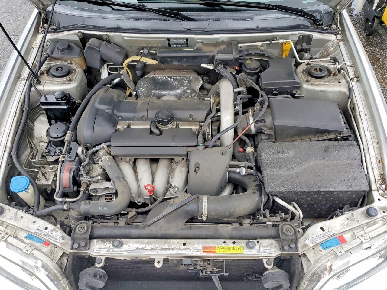 2004 VOLVO S40