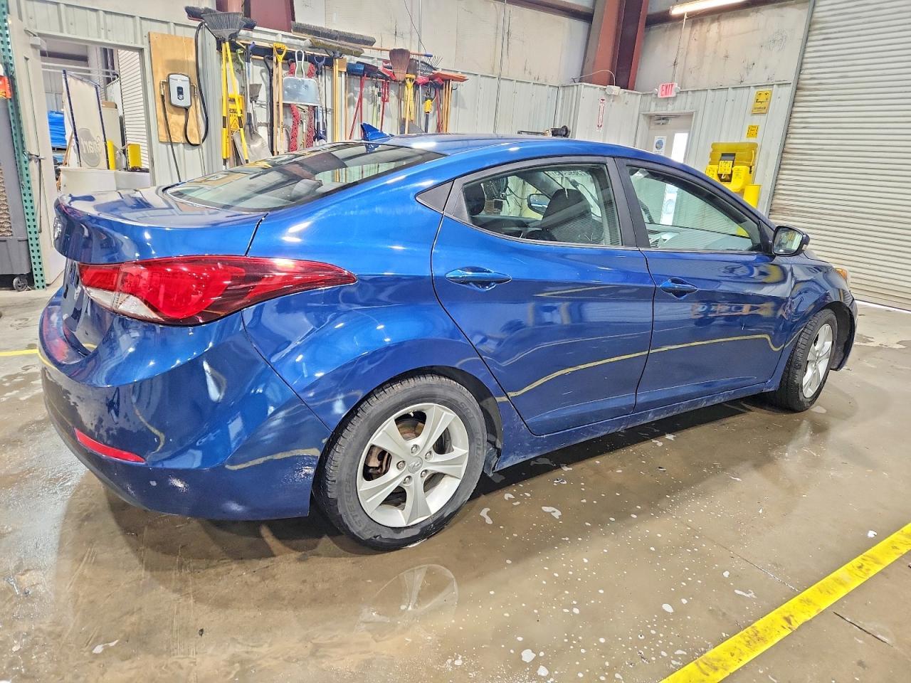 2016 HYUNDAI ELANTRA