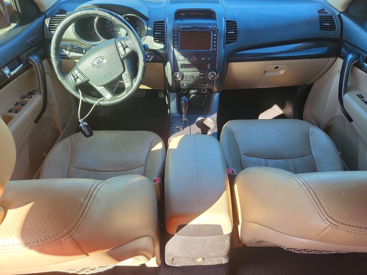 2013 KIA SORENTO