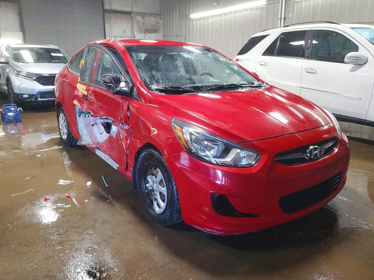 2013 HYUNDAI ACCENT
