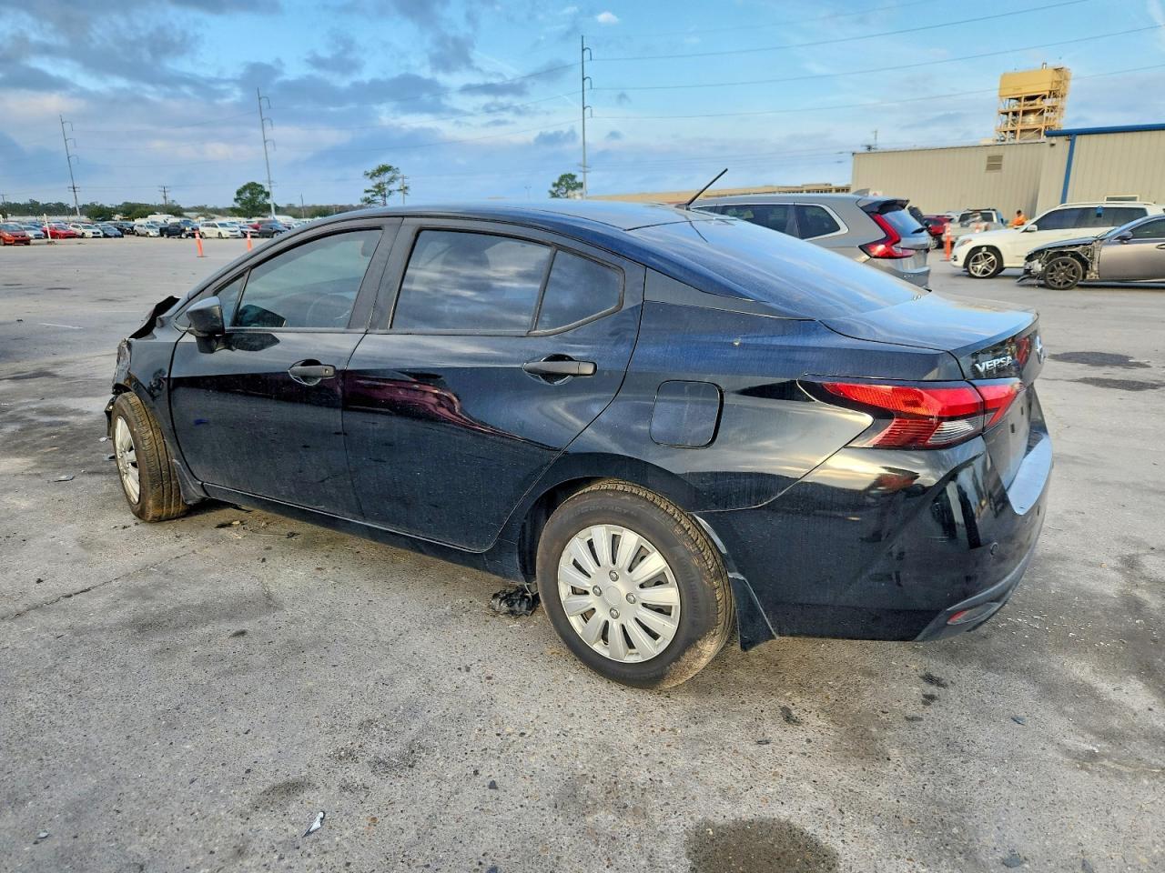 2021 NISSAN VERSA