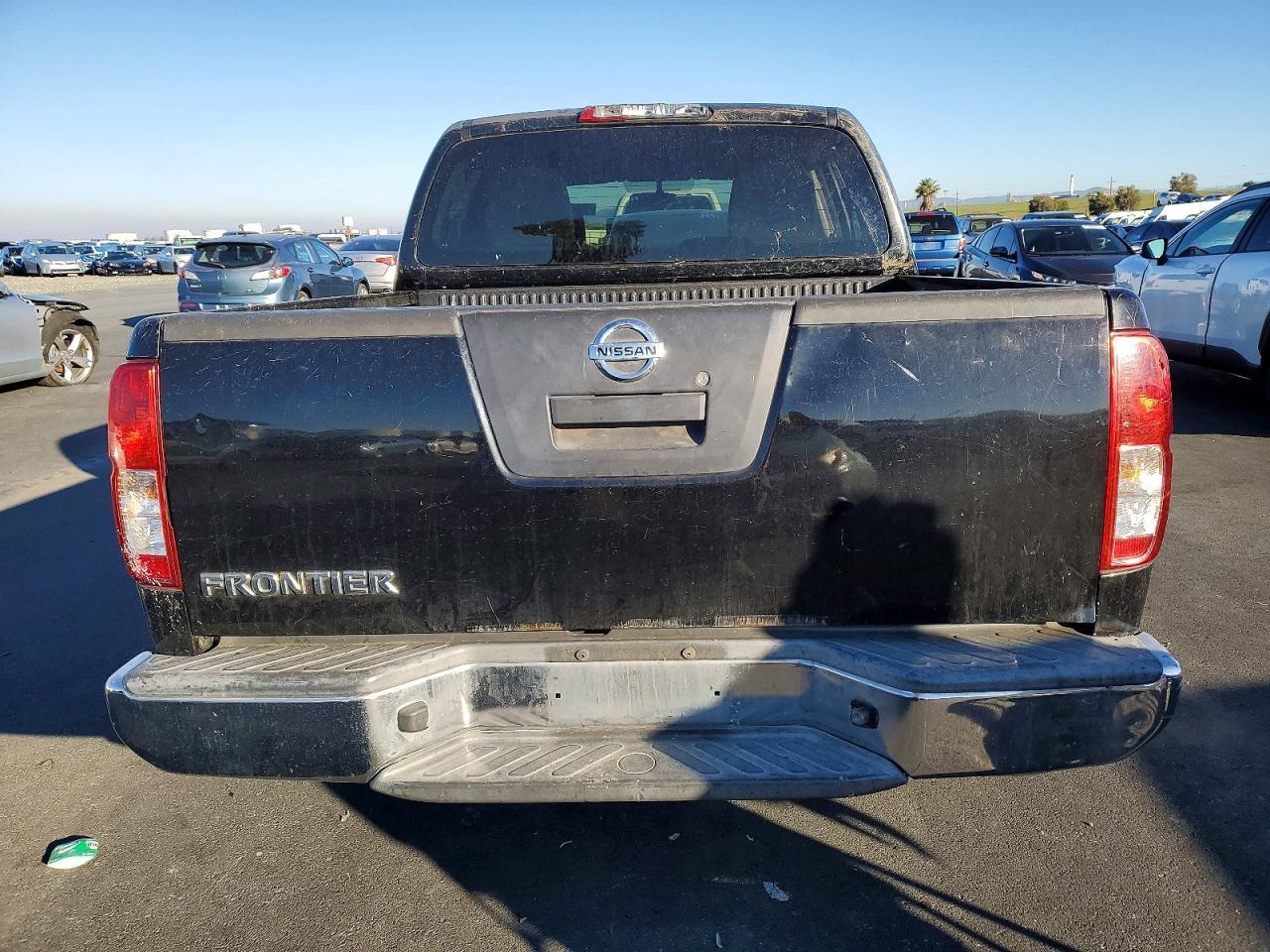 2012 NISSAN Frontier