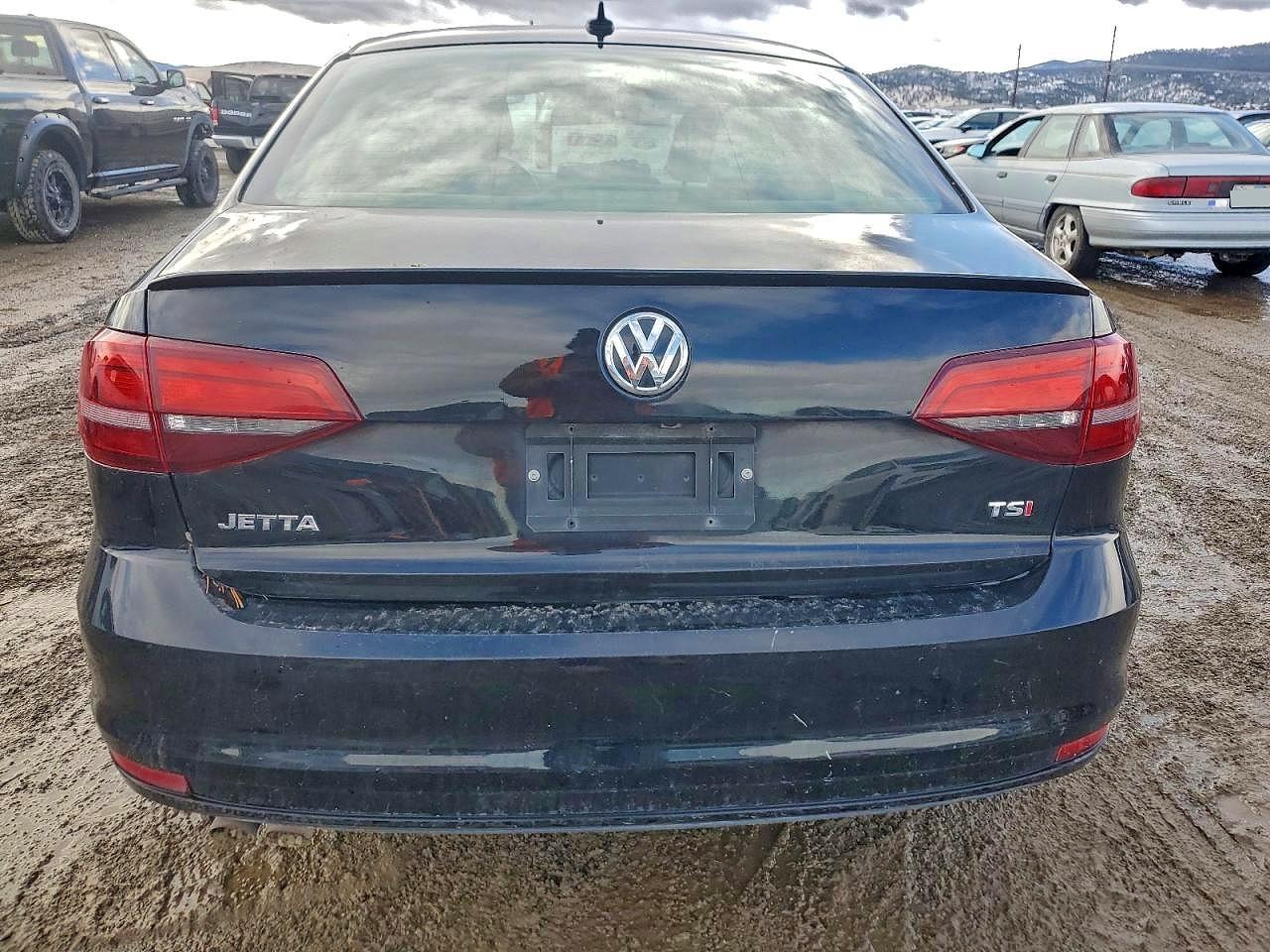 2016 VOLKSWAGEN JETTA