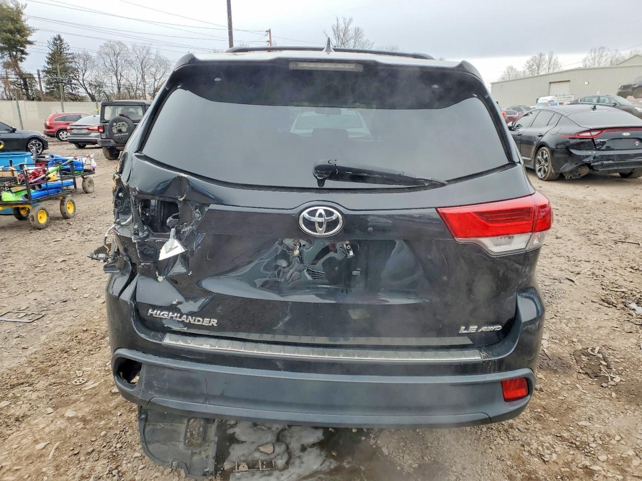2017 TOYOTA HIGHLANDER