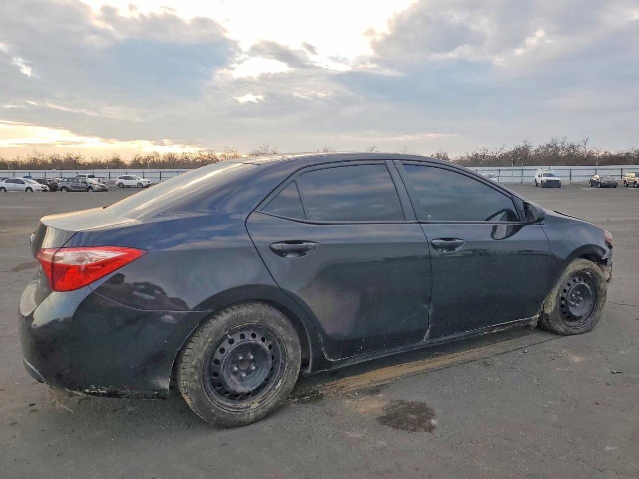 2017 TOYOTA COROLLA