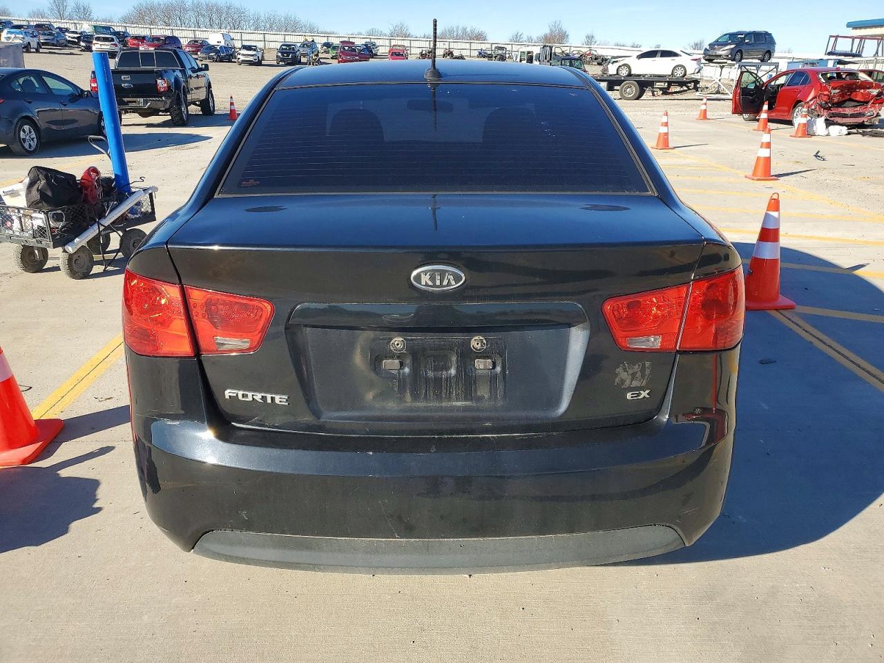 2010 KIA FORTE