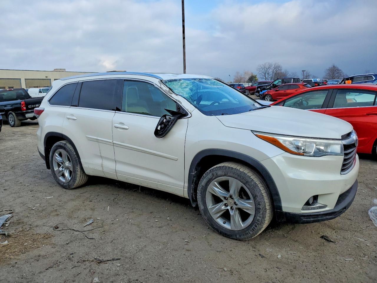 2015 TOYOTA HIGHLANDER