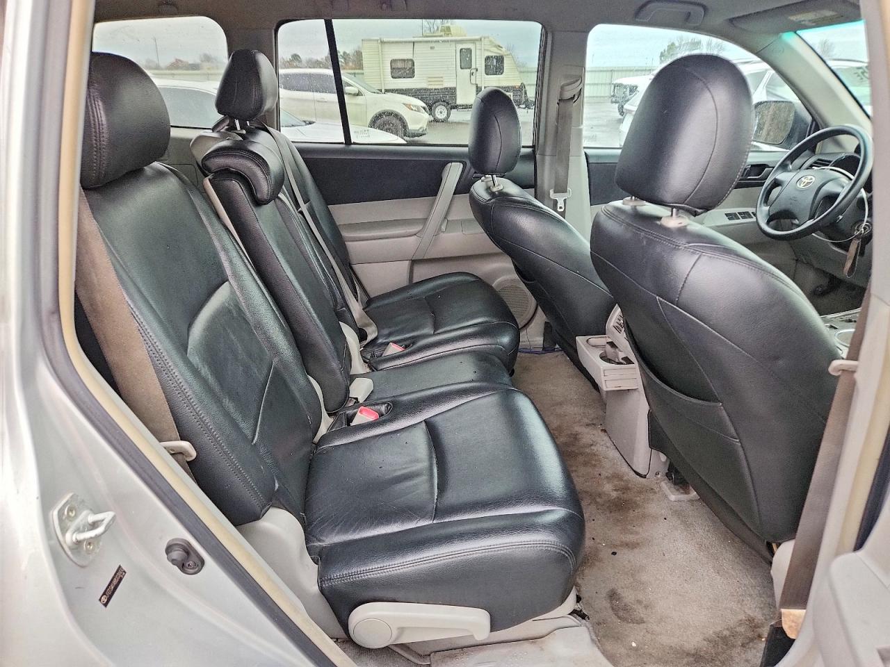 2008 TOYOTA HIGHLANDER