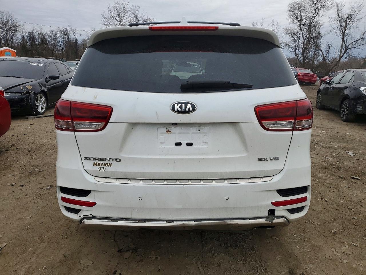 2016 KIA SORENTO