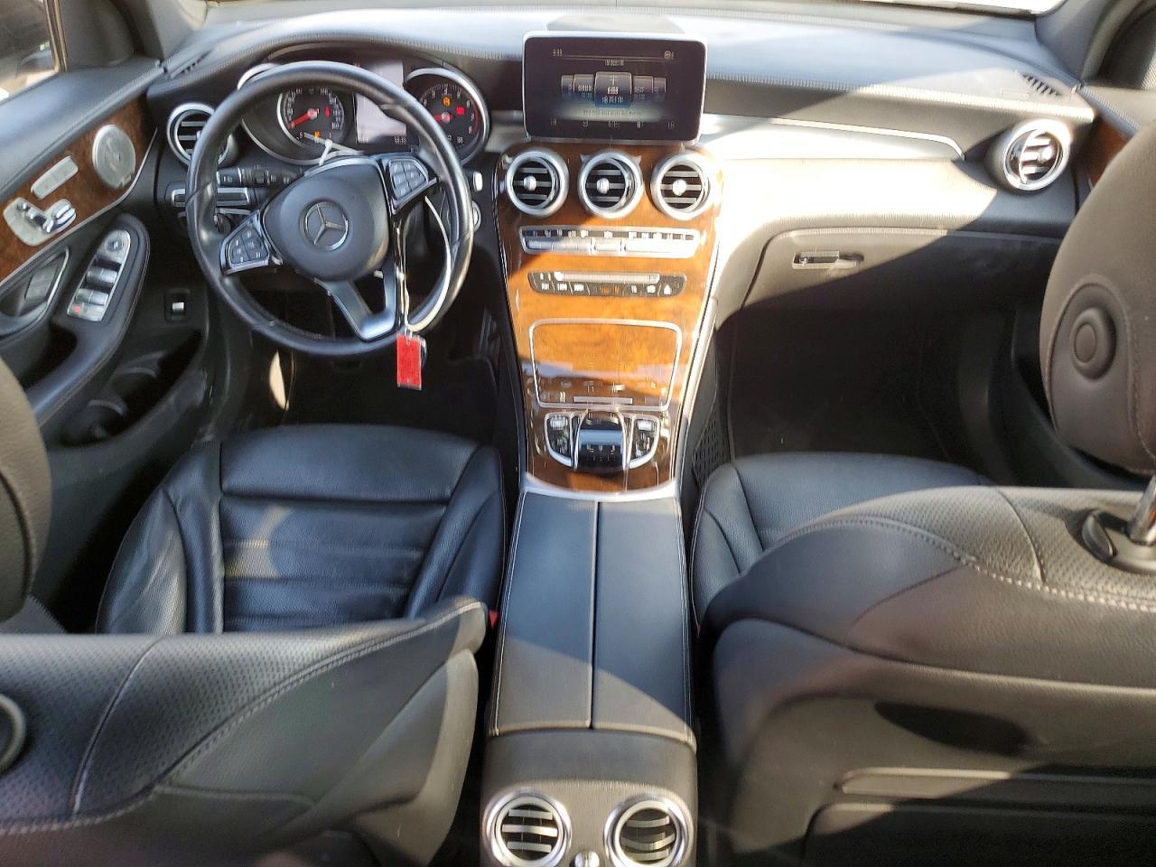 2016 MERCEDES-BENZ GLC-Class