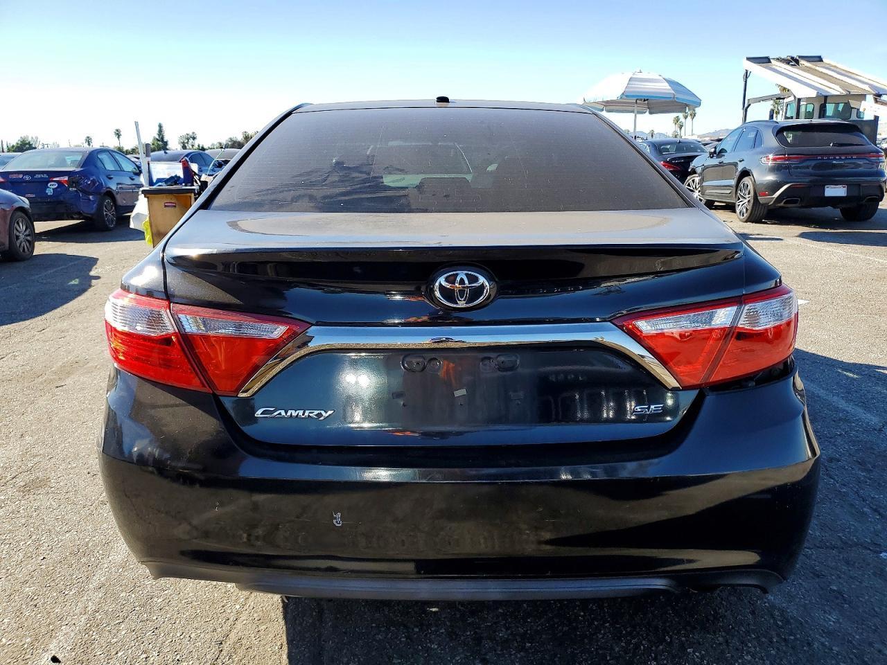 2015 TOYOTA CAMRY