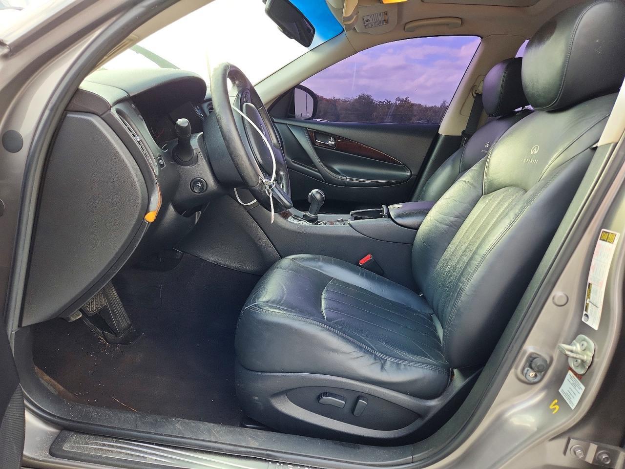 2010 INFINITI EX35