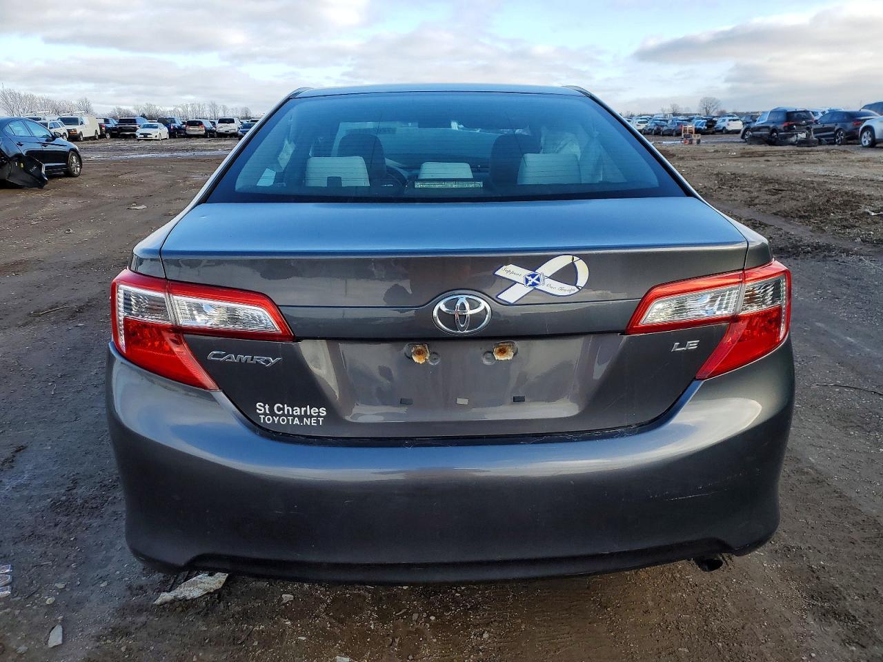 2013 TOYOTA CAMRY