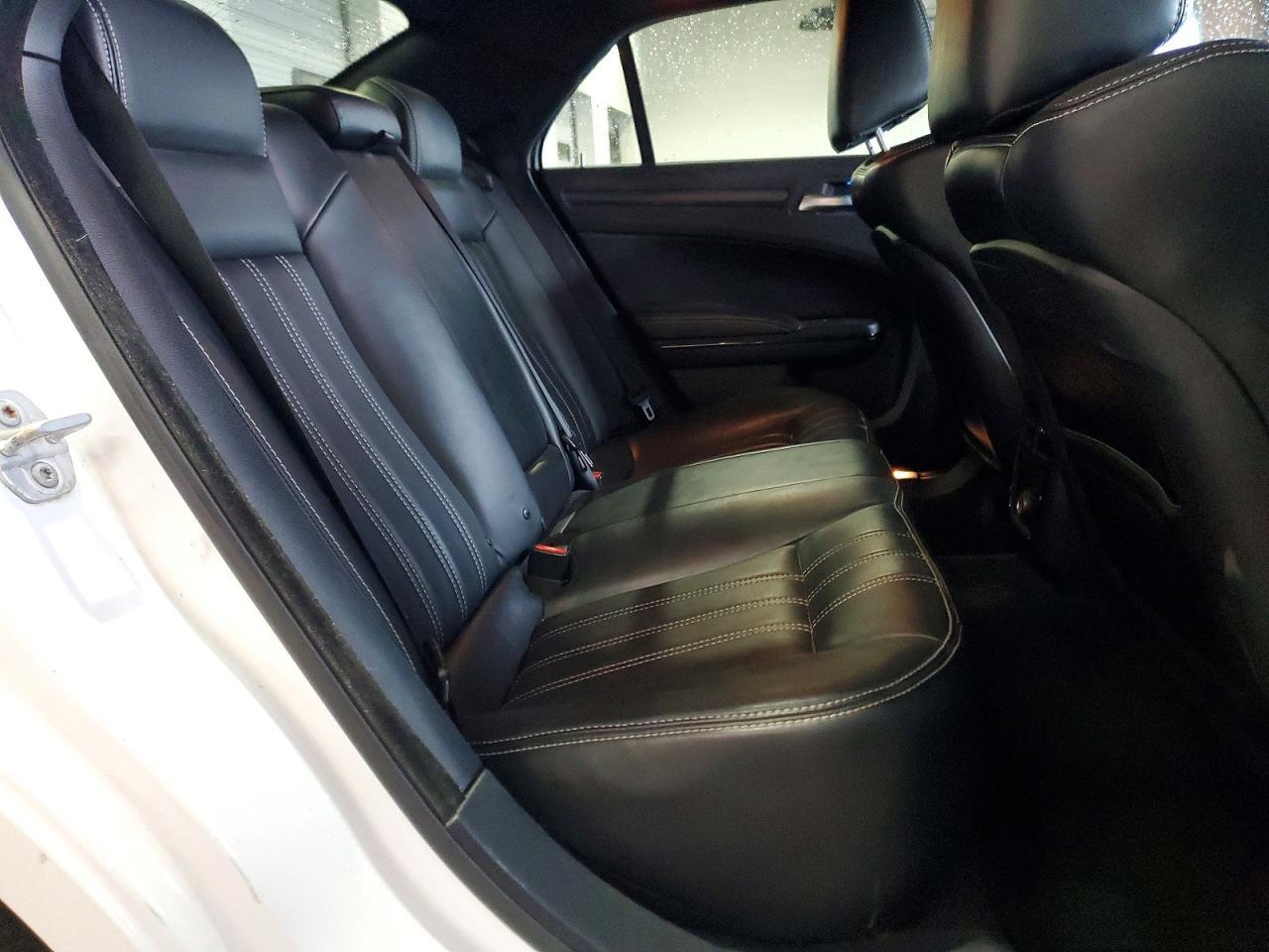 2013 CHRYSLER 300