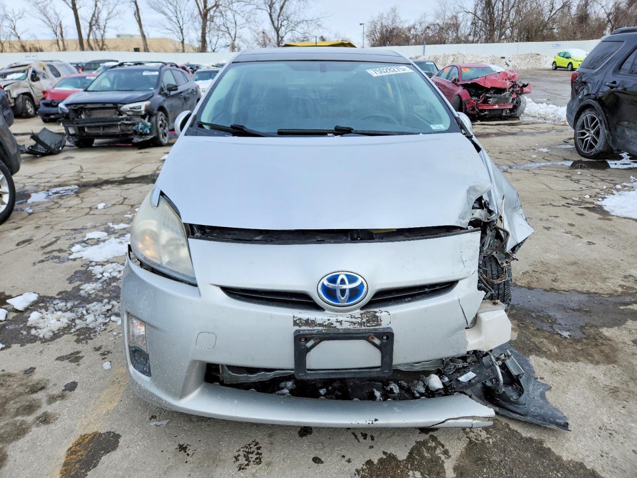 2011 TOYOTA PRIUS
