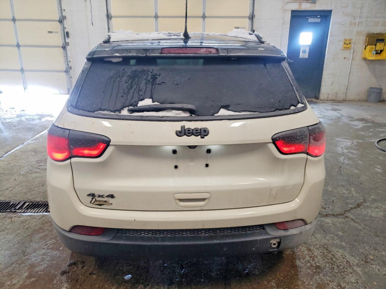 2020 JEEP Compass