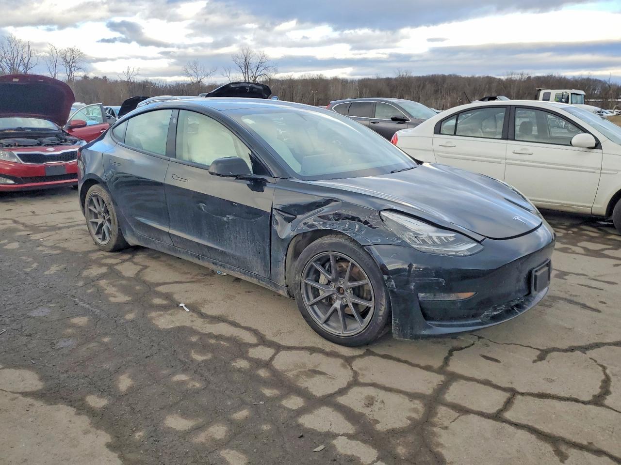 2021 TESLA MODEL 3