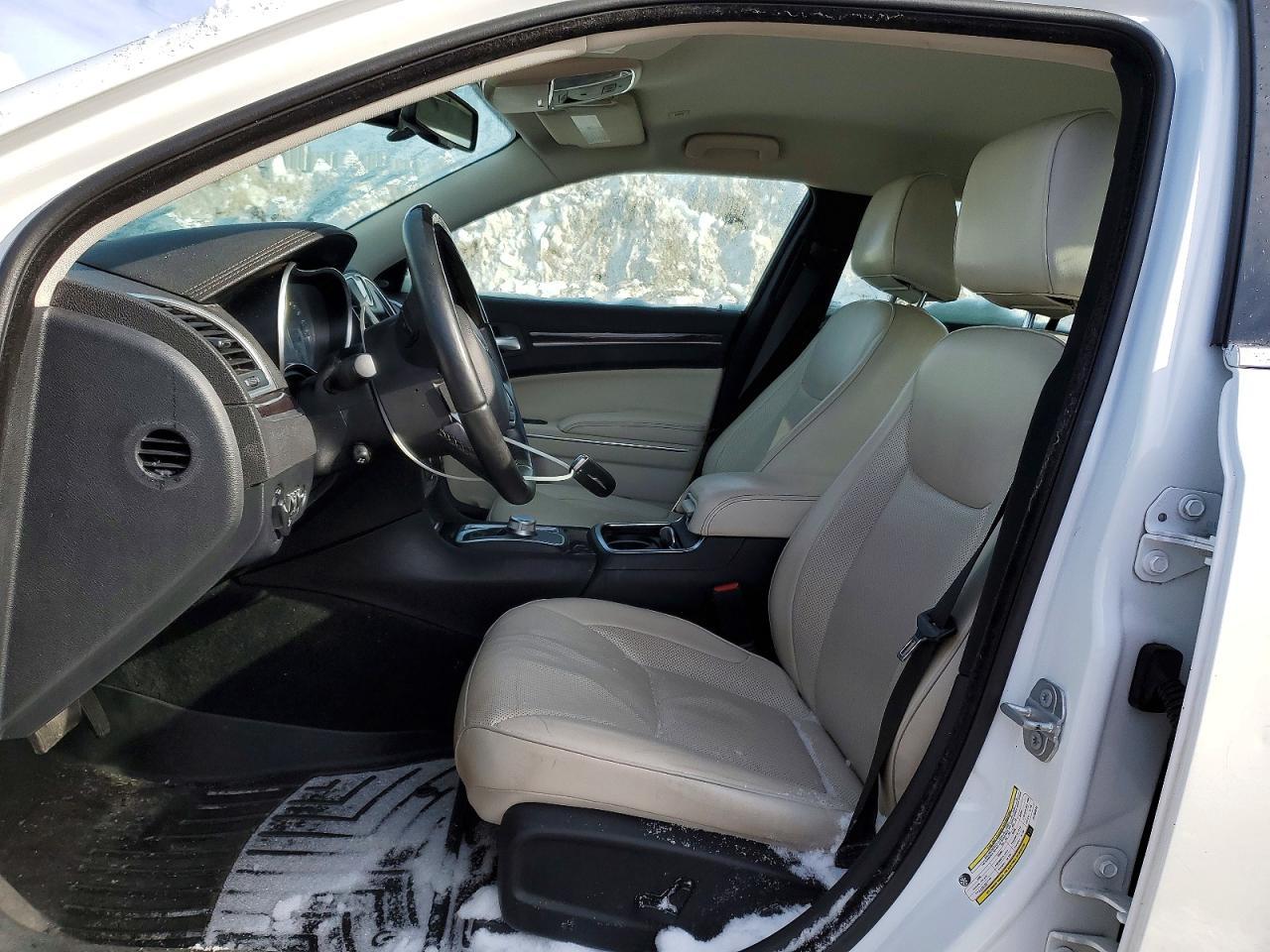 2018 CHRYSLER 300