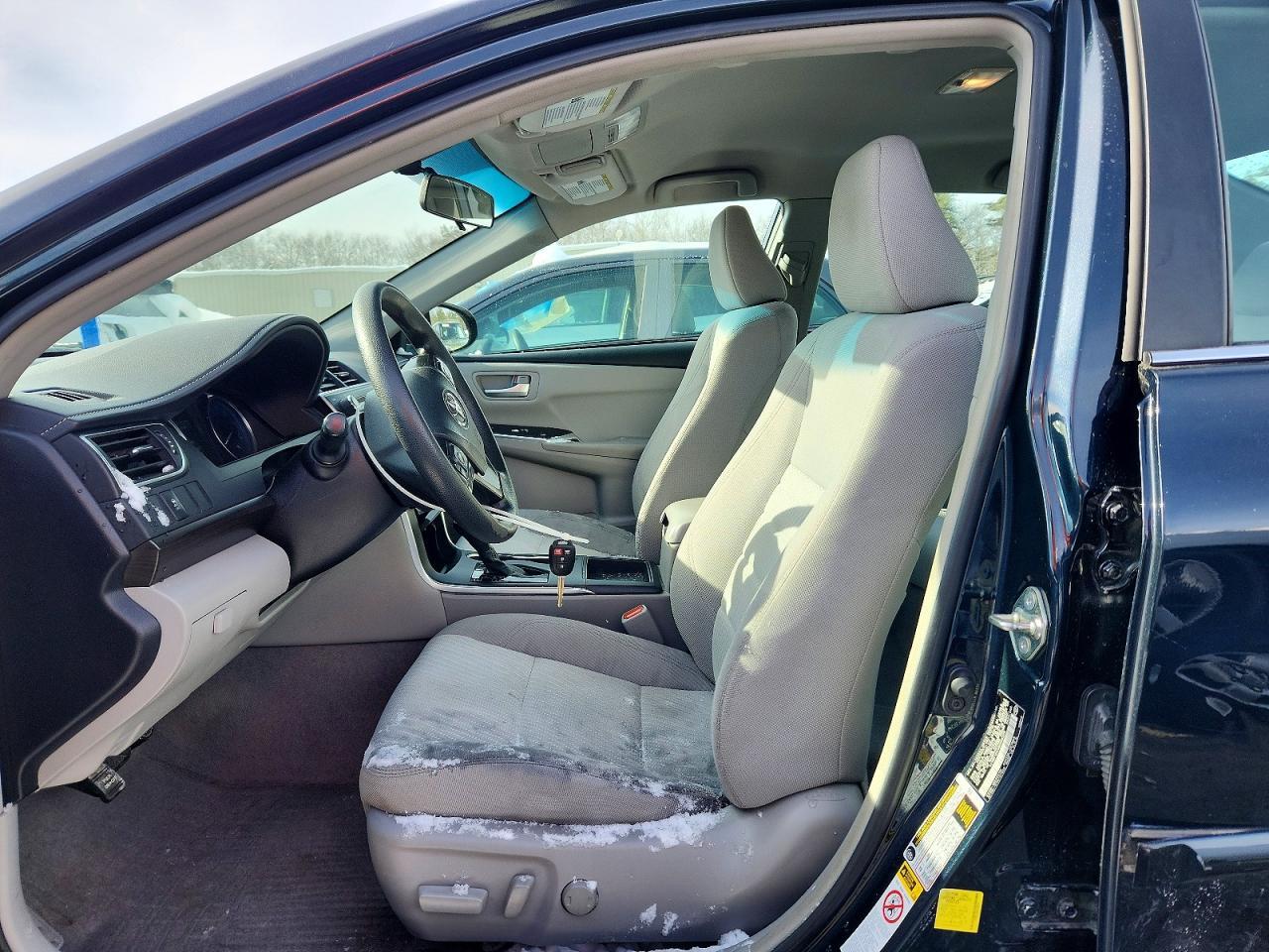 2017 TOYOTA CAMRY