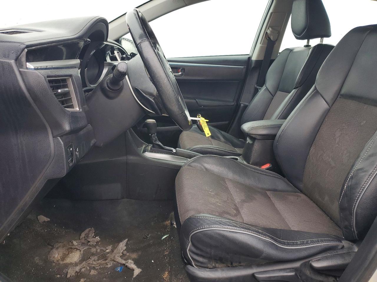 2016 TOYOTA COROLLA