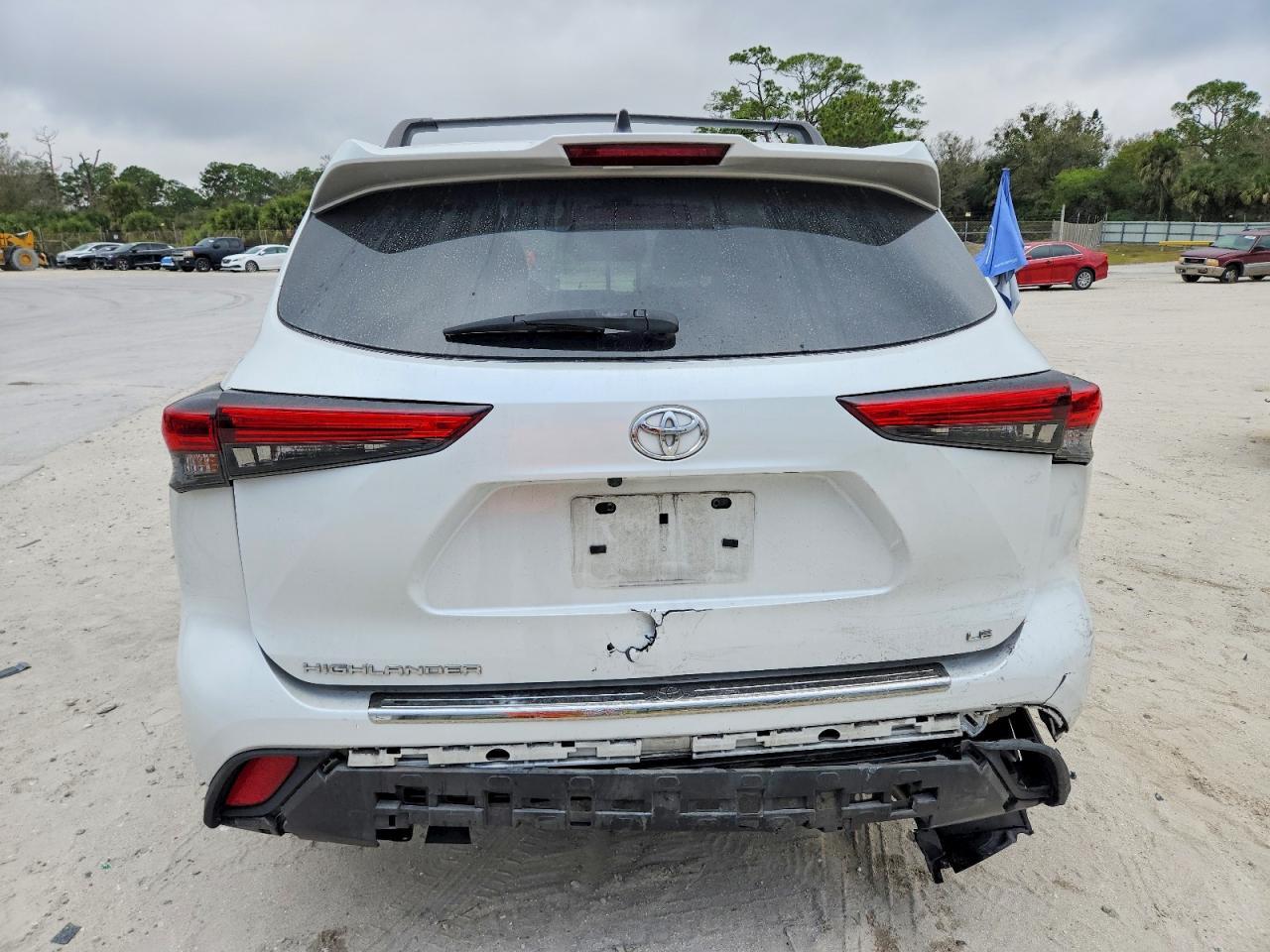 2022 TOYOTA HIGHLANDER