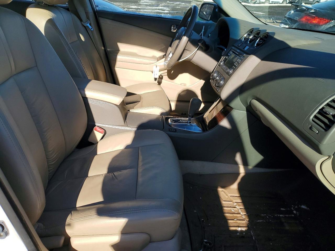 2012 NISSAN ALTIMA