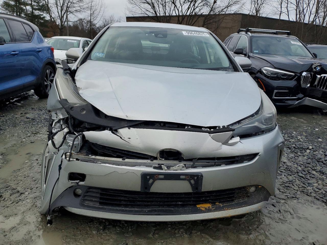 2022 TOYOTA PRIUS