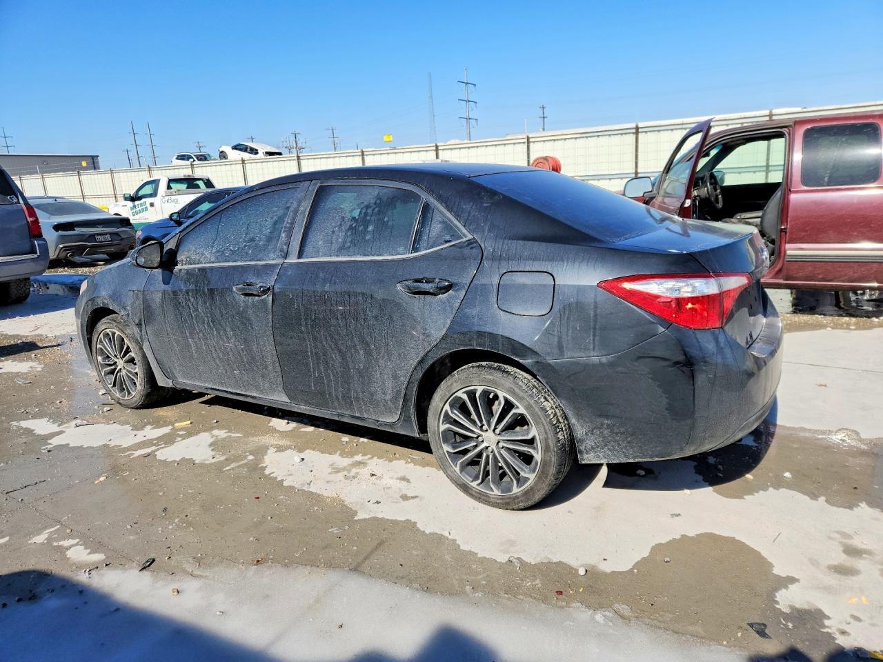 2016 TOYOTA COROLLA