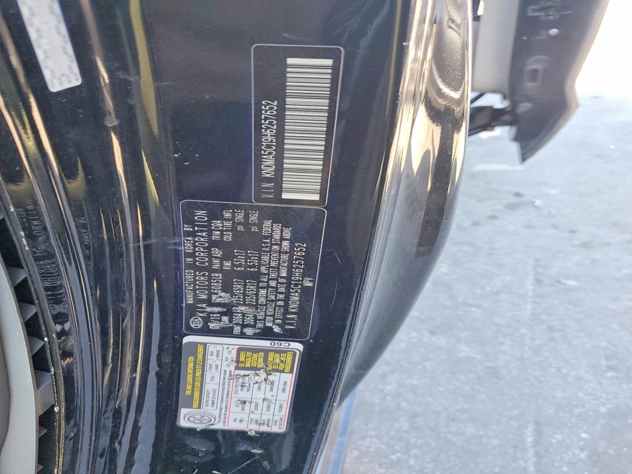 2017 KIA SEDONA