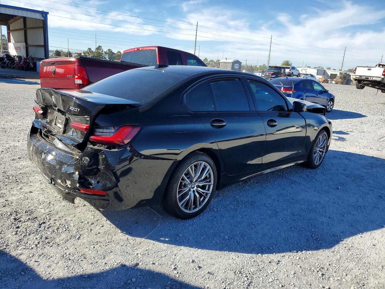 2023 BMW 330I