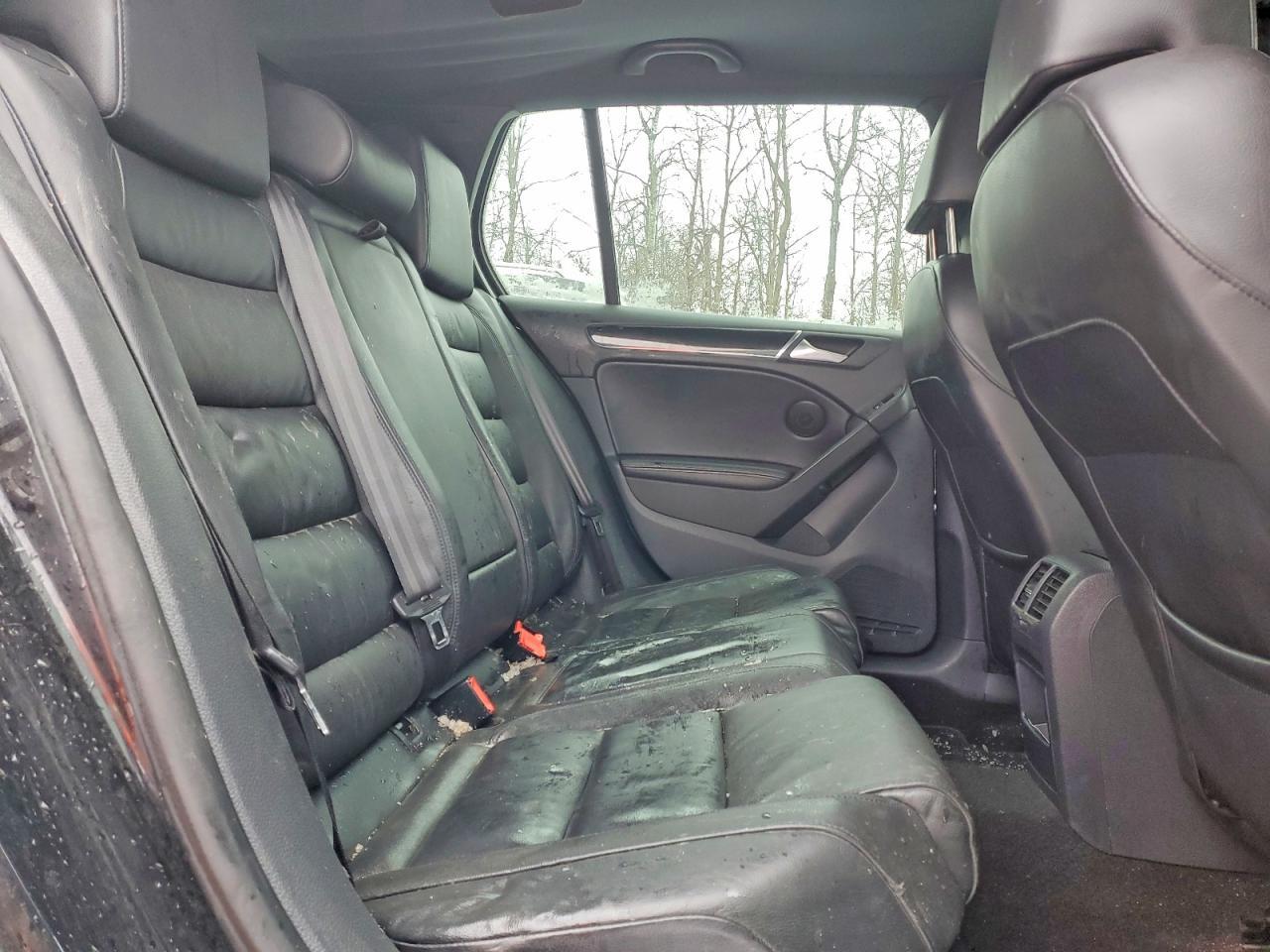 2012 VOLKSWAGEN GTI