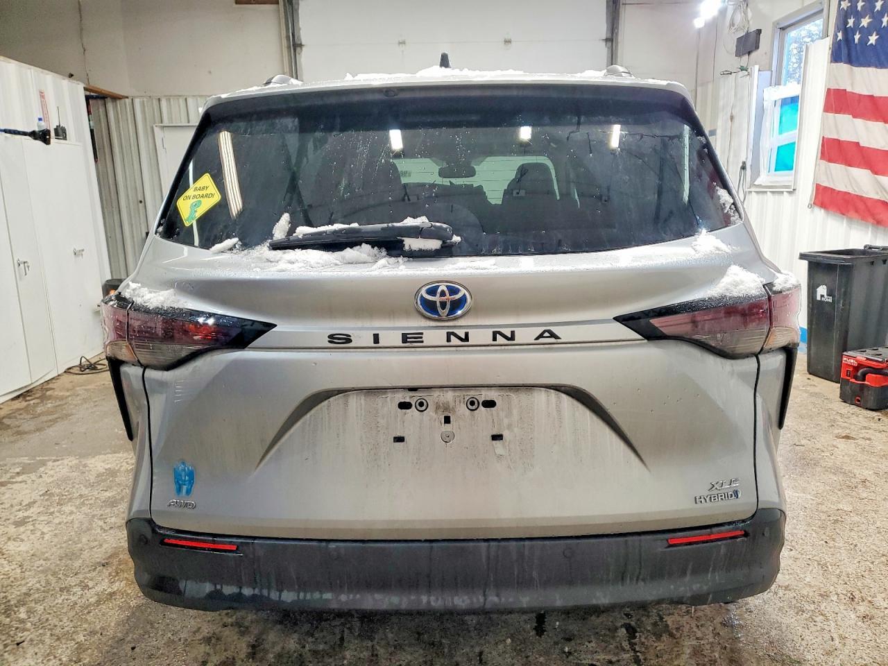 2023 TOYOTA SIENNA