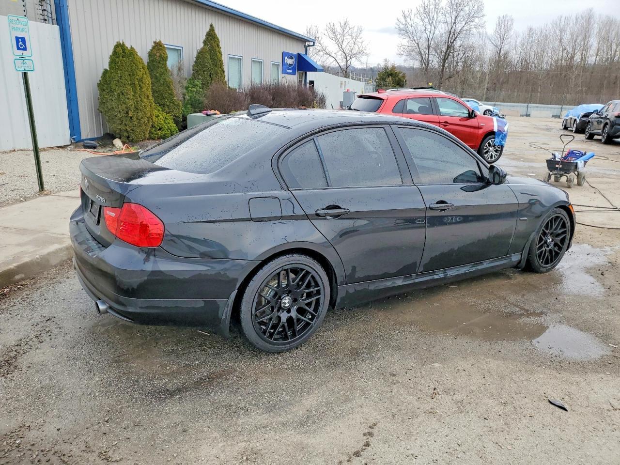 2009 BMW 3 SERIES