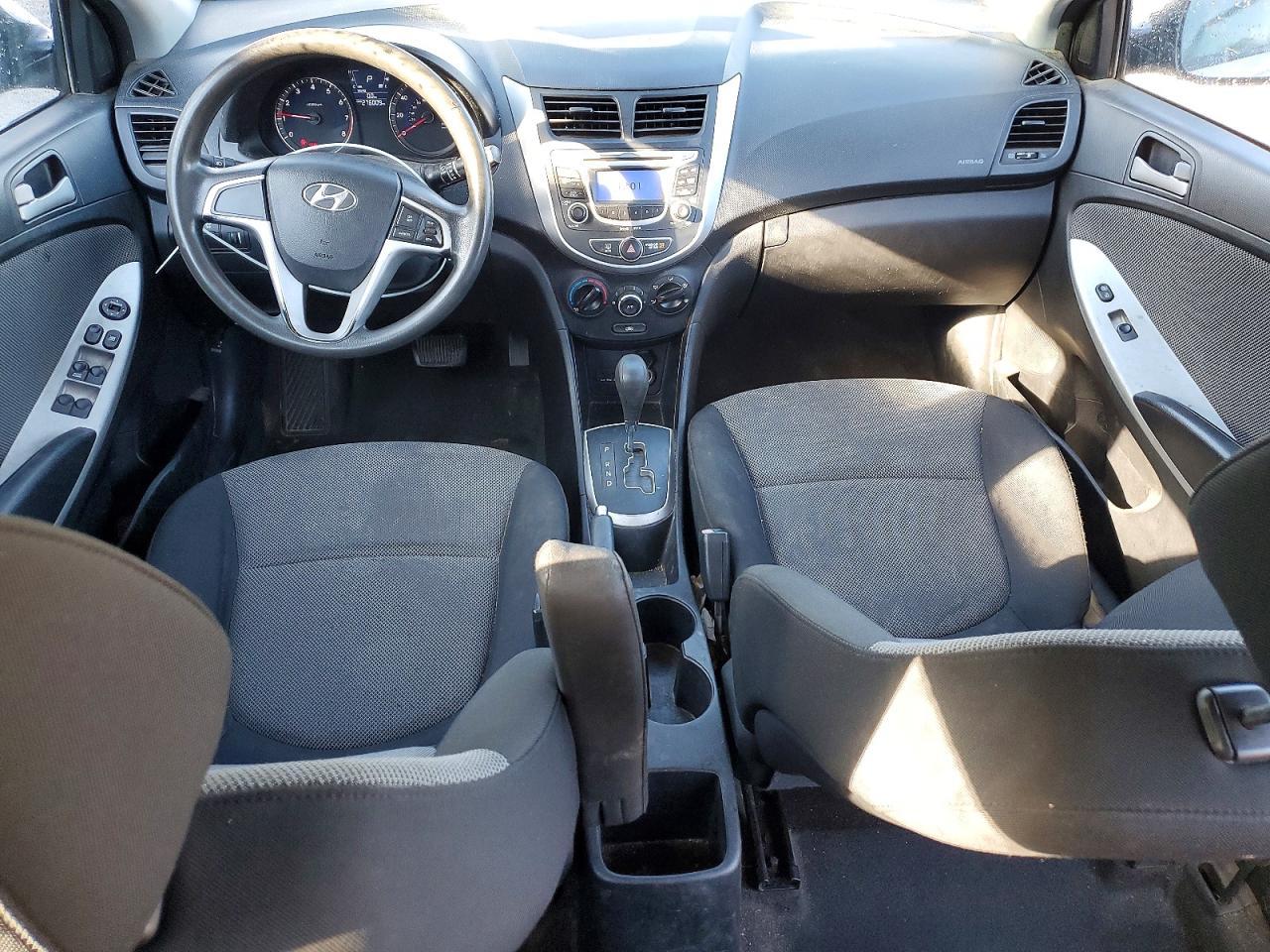 2012 HYUNDAI ACCENT