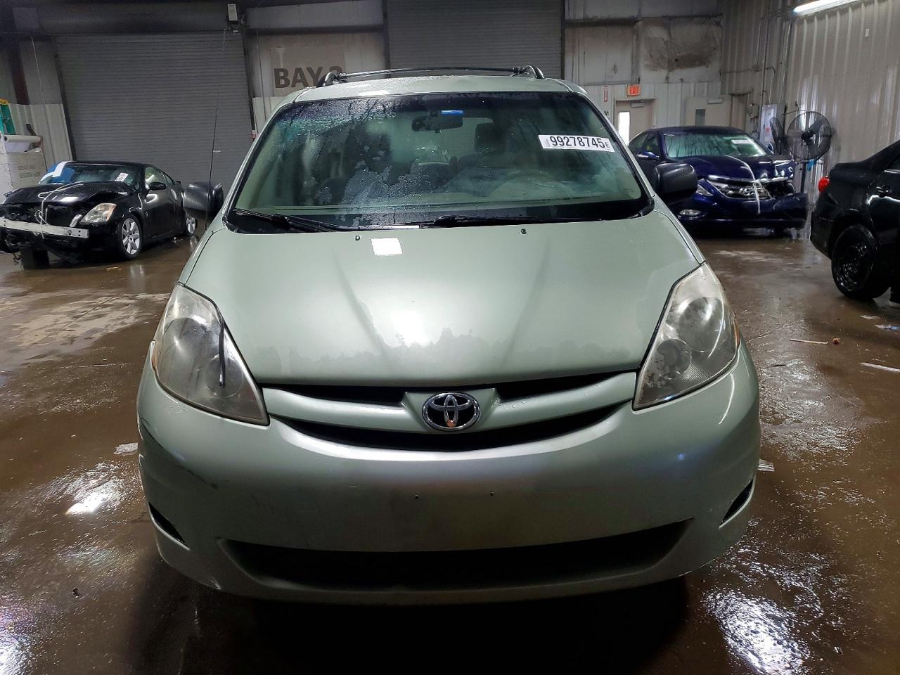2007 TOYOTA SIENNA
