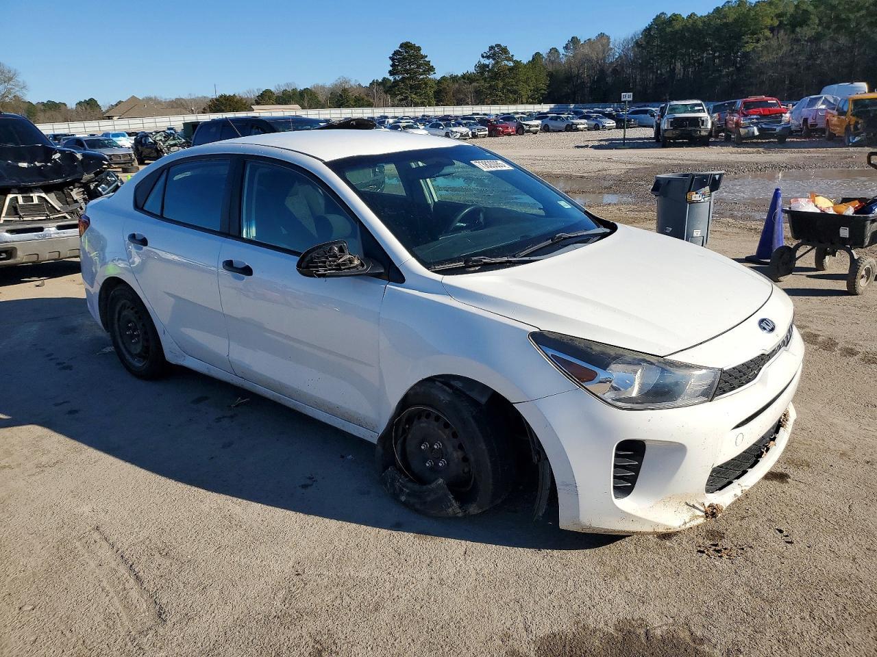2018 KIA RIO