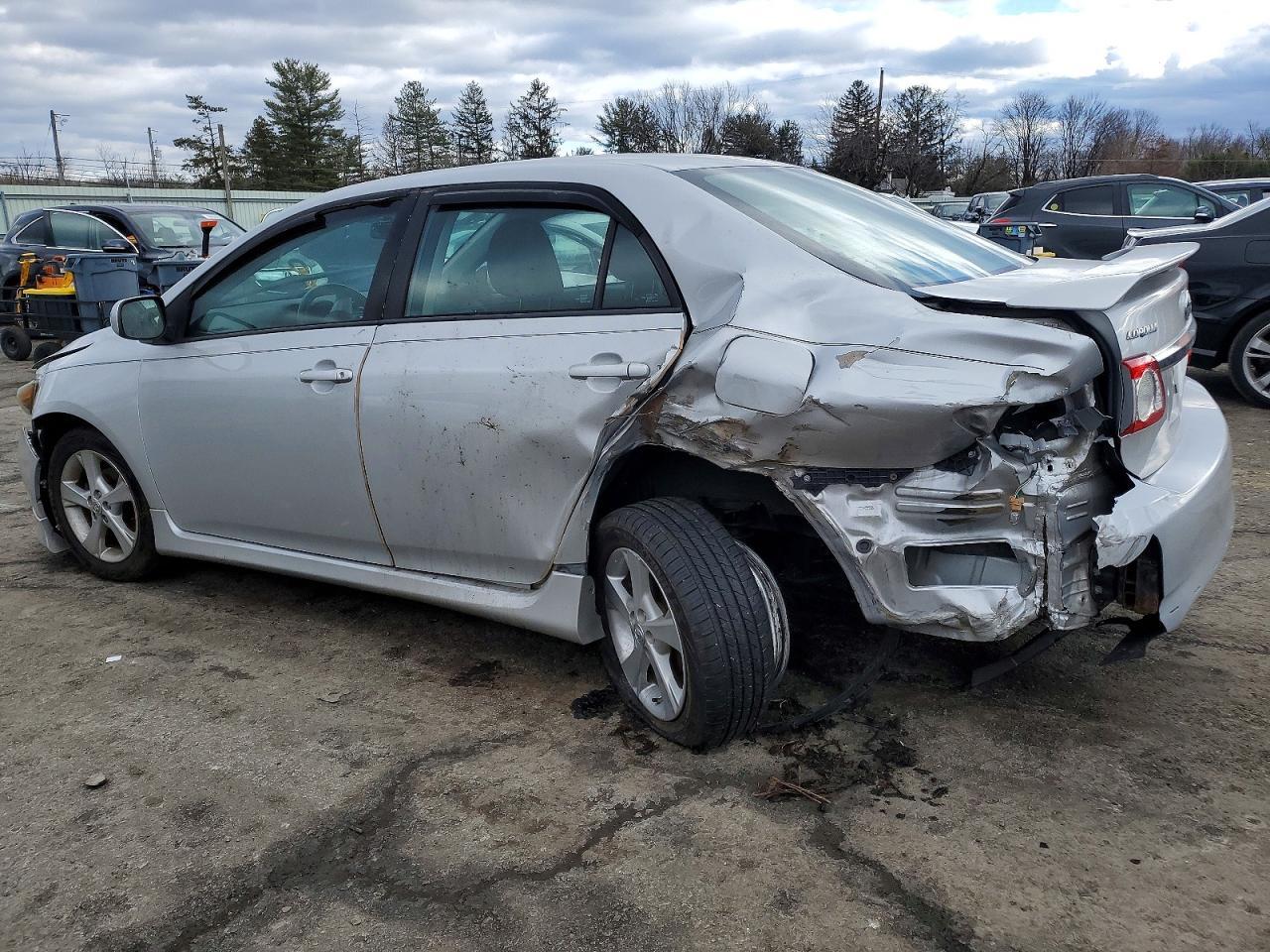 2013 TOYOTA COROLLA