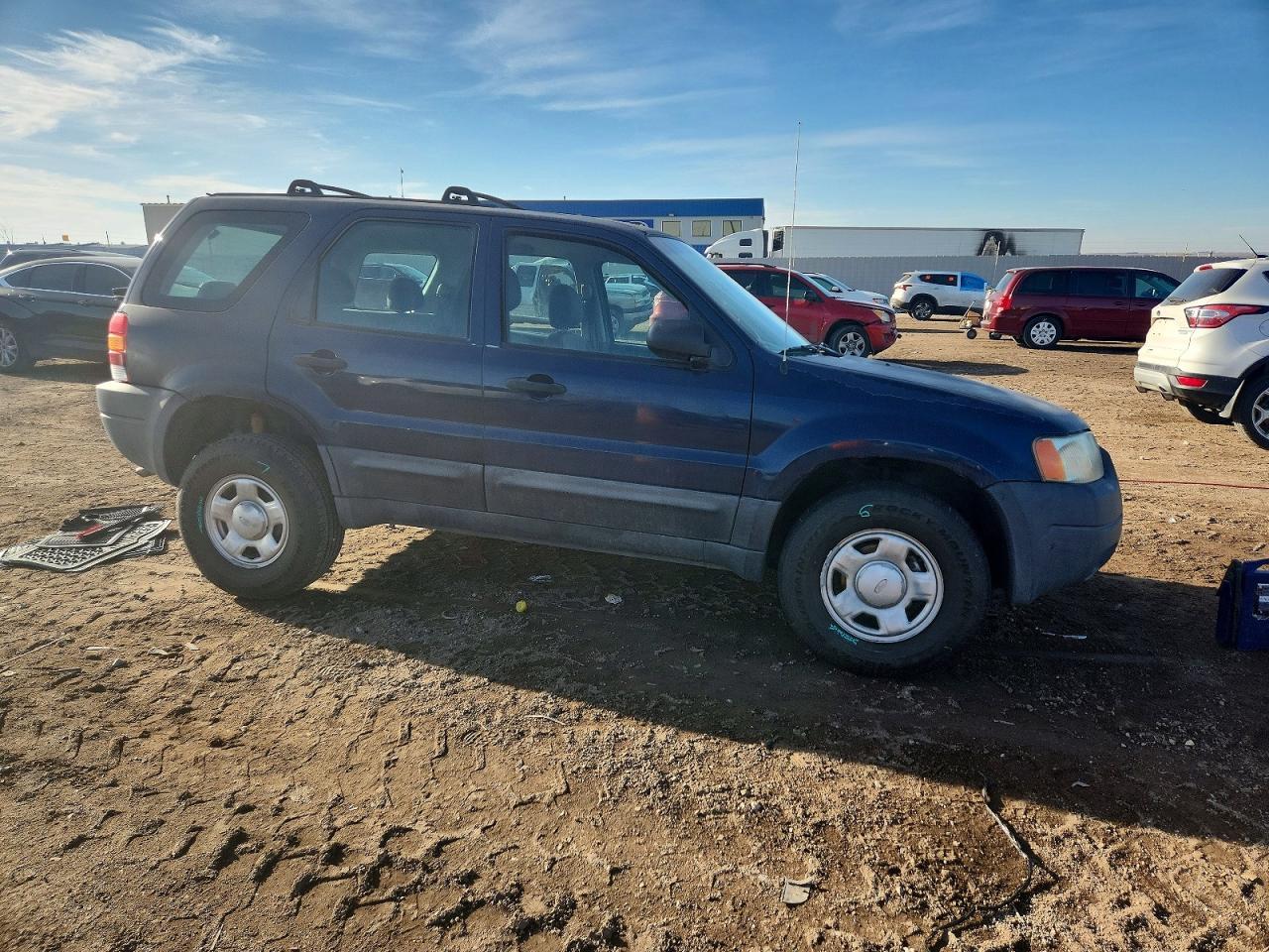 2004 FORD ESCAPE