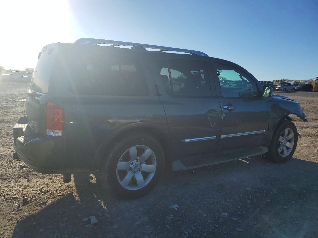 2012 NISSAN Armada