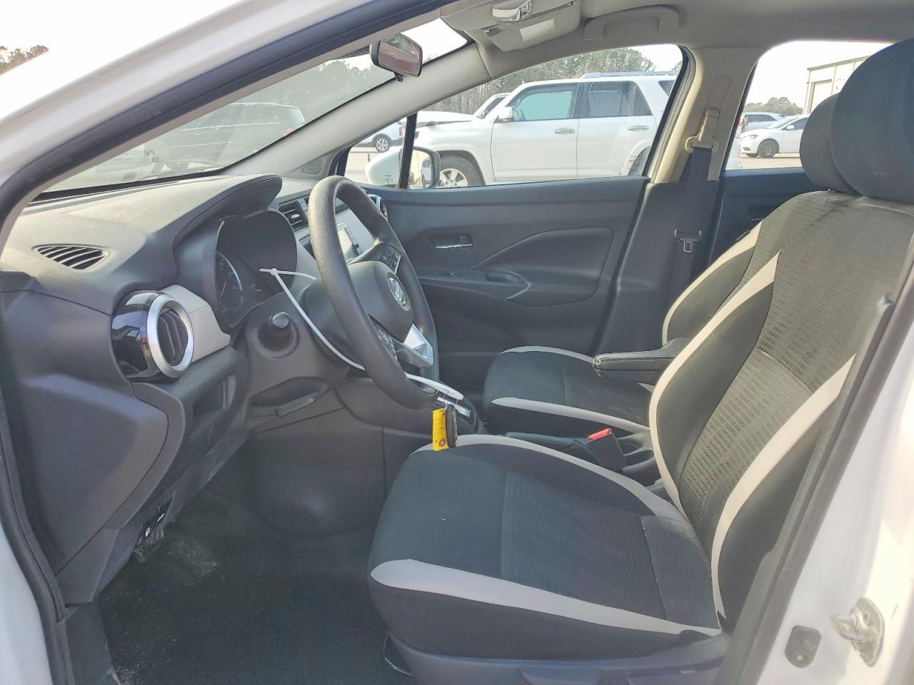 2020 NISSAN VERSA