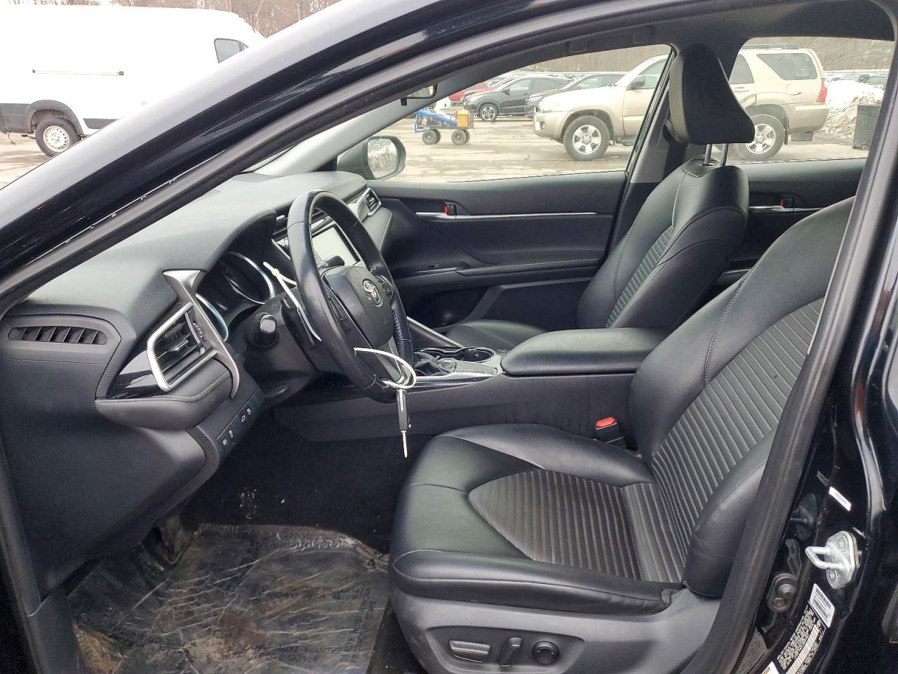 2018 TOYOTA CAMRY