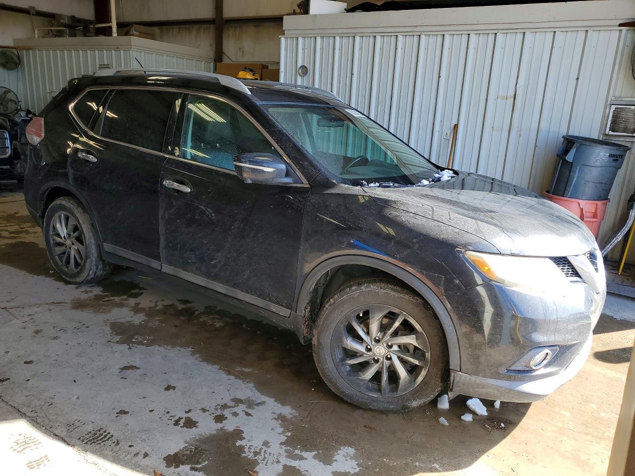 2015 NISSAN ROGUE
