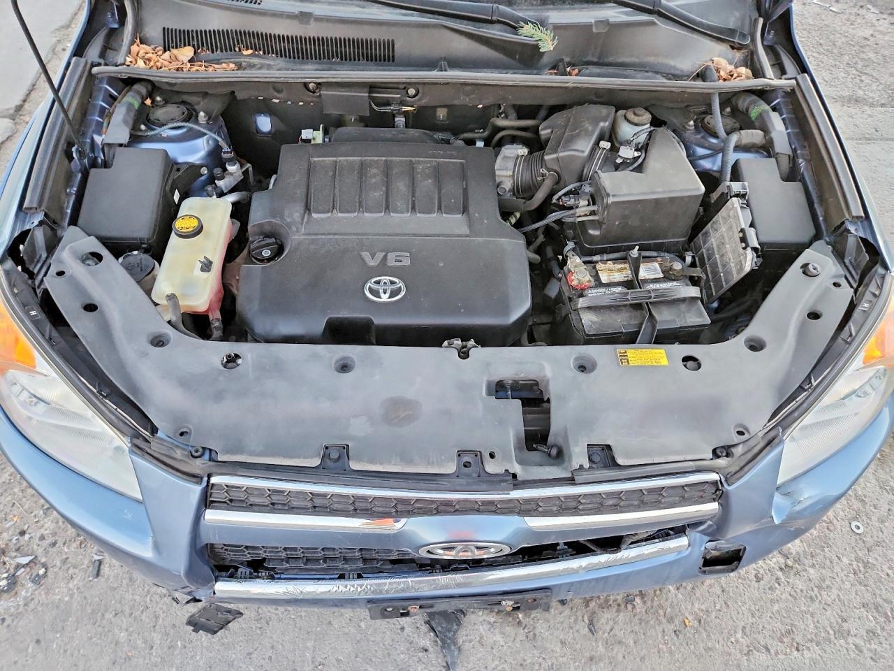 2011 TOYOTA RAV4