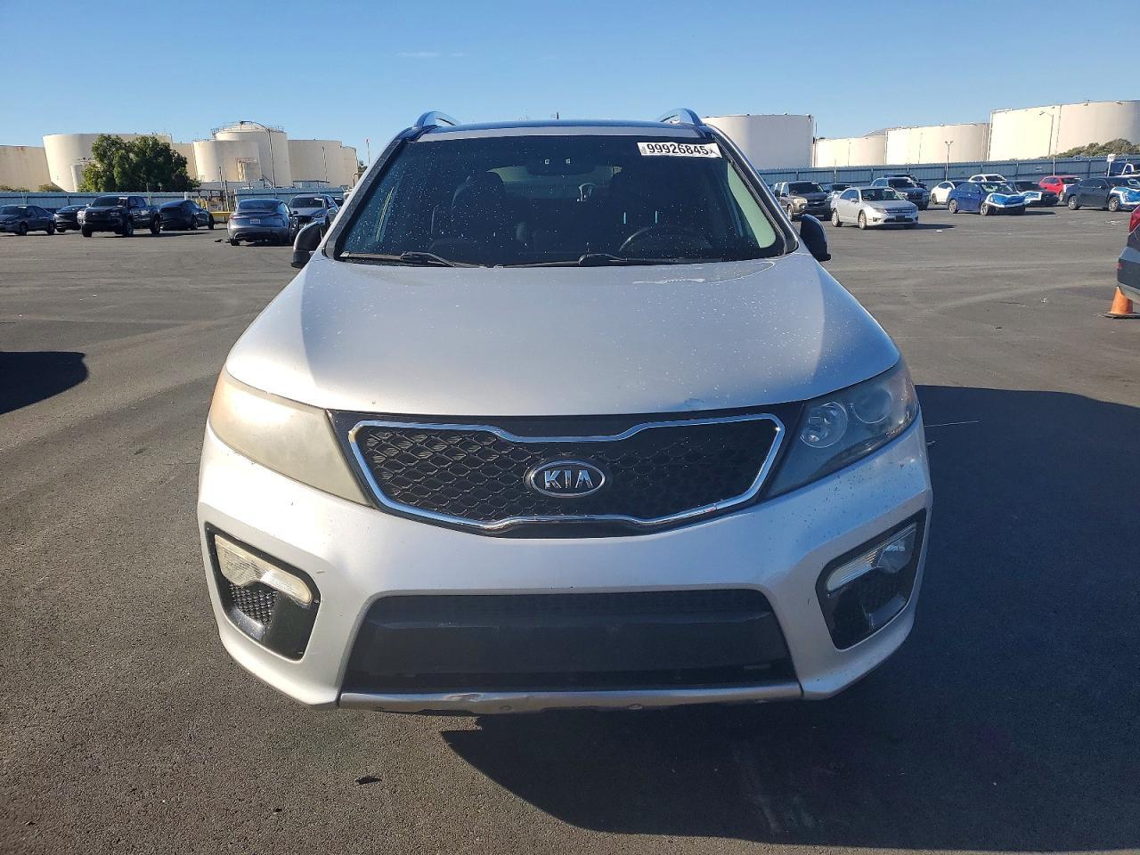 2013 KIA SORENTO