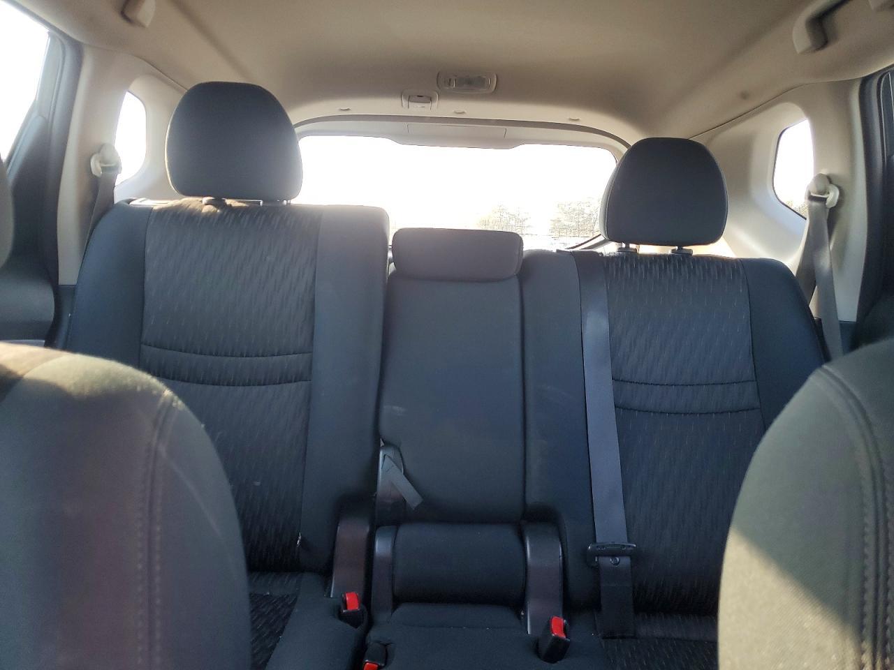 2017 NISSAN ROGUE